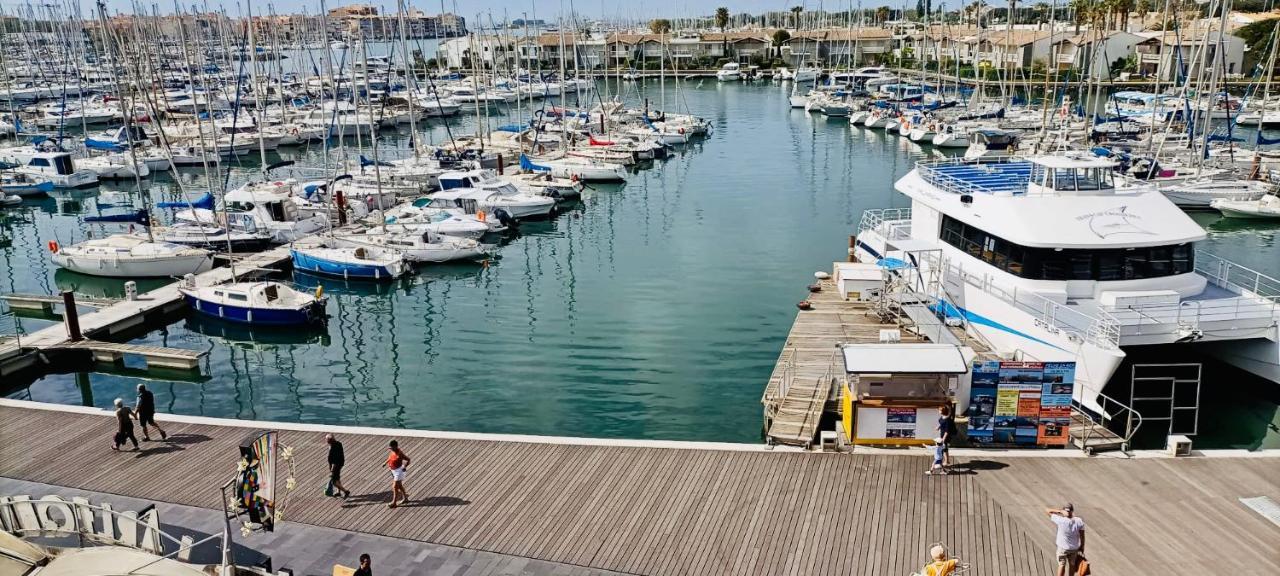 Studio face au Port Agde Extérieur photo